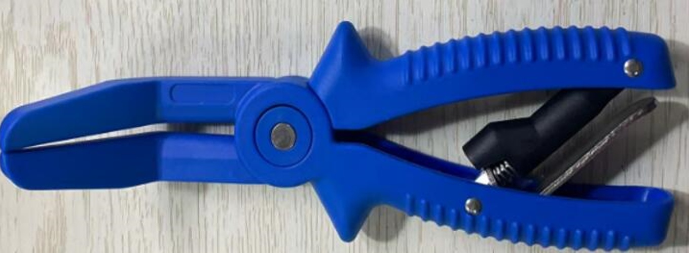 Žarnų užspaudimo replės lenktos su fiksavimo mechanizmu | 220 mm (SK9274S)